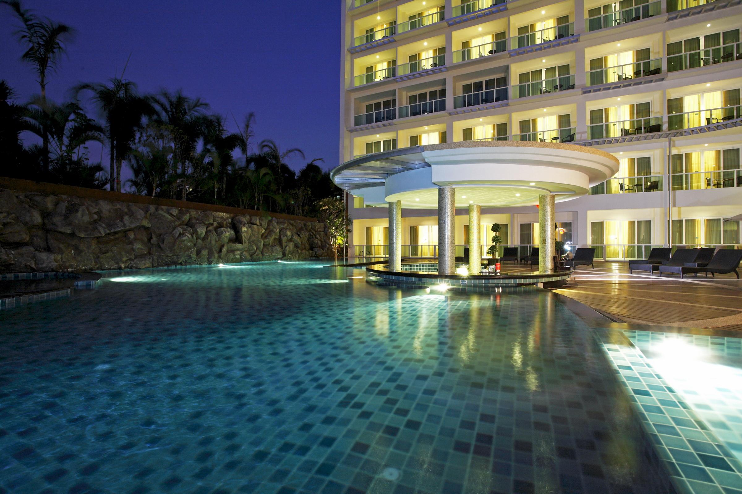 Pattaya 4. Centara Nova Паттайя. Центара Паттайя отель 4. Centara Nova Hotel & Spa Pattaya. Centara Pattaya Hotel 4 Таиланд Паттайя.